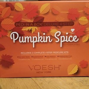 Voesh New York Pedicure ina Box Duo-Pumpkin Spice